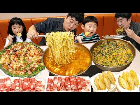 칼국수에 차돌박이 전복 넣고 해물파전 만두 볶음밥까지.. 면발이 안 끊어져서 깜짝 놀라ㄷㄷㄷ