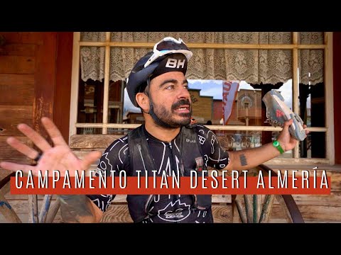 EL CAMPAMENTO DE LA TITAN DESERT ALMERÍA | Valentí Sanjuan