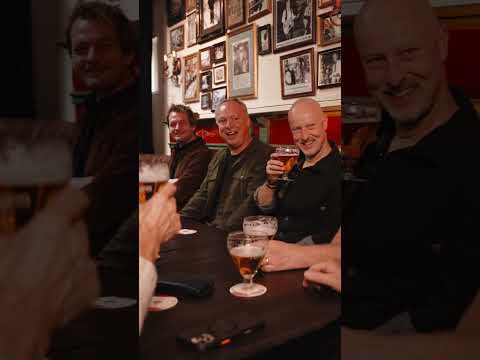 Bedankt voor alle mooie reacties op ‘Glas’. Wij drinken er nog eentje 🍺

@blofband @Racoonband #Glas