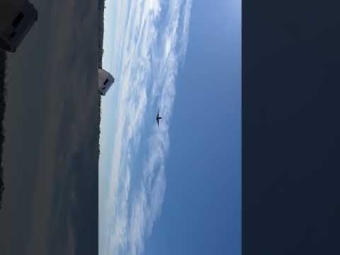 Landings at Louis Armstrong New Orleans International Airport