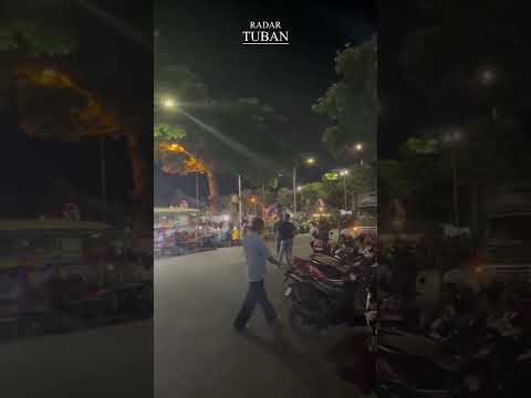 PKL Masih Nekat Berjualan di Alun-Alun Tuban Meski Sudah Dihimbau Satpol PP