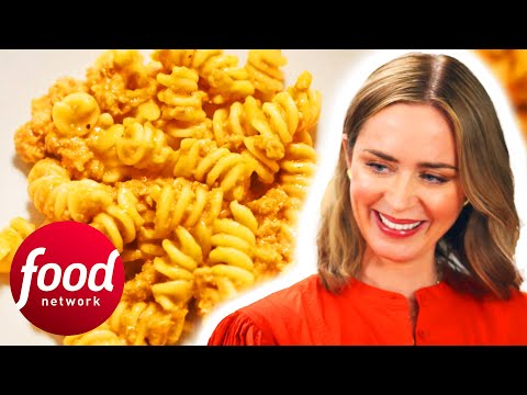 Emily Blunt Shows Ina How To Make Her SCRUMPTIOUS Turkey Bolognese | Be My Guest With Ina Garten