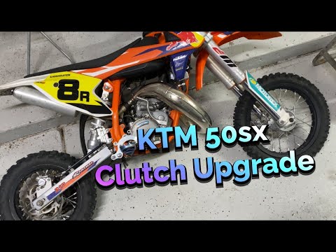 Come si sostituisce la frizione della KTM SX 50?