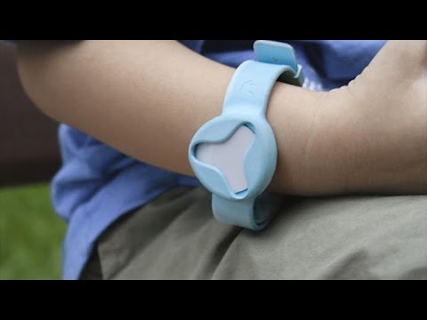 Tech Minute - Wearables that track your kids - UCOmcA3f_RrH6b9NmcNa4tdg