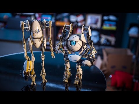 12 Days of Tested Christmas: Portal 2 Atlas + P-Body! - UCiDJtJKMICpb9B1qf7qjEOA