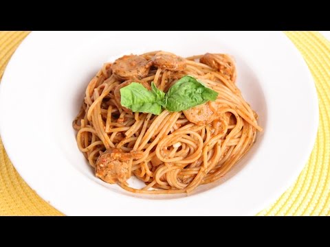 One Pot Single Step Spaghetti Recipe - Laura Vitale - Laura in the Kitchen Episode 936 - UCNbngWUqL2eqRw12yAwcICg