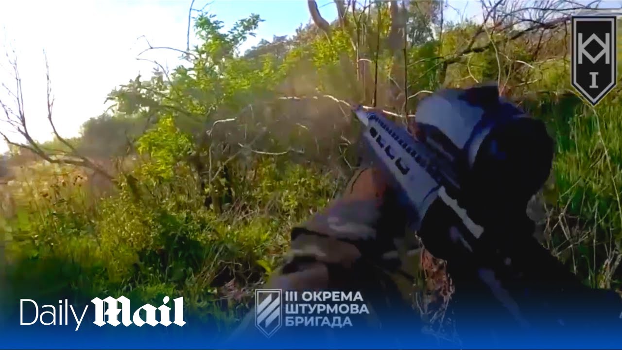 Ukraine soldiers storm Russian trench as terrifying artillery crashes around them near Bakhmut