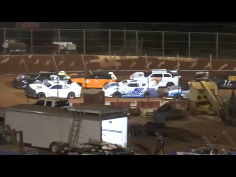 Stock 4b at Winder Barrow Speedway 8/31/2024 - dirt track racing video image