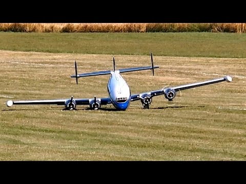 L-1049G SUPER CONSTELLATION GIANT RC AIRLINER MODEL FLIGHT AND HARD LANDING / RC Airshow 2015 - UCH6AYUbtonG7OTskda1_slQ