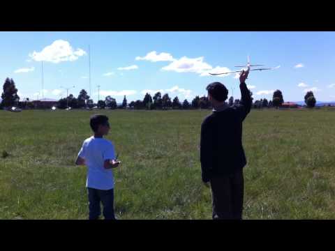 Camera Parachute Drops from Hobby King Kinetic 800 Glider - Fun Day of Flying RC Models - UCOT48Yf56XBpT5WitpnFVrQ