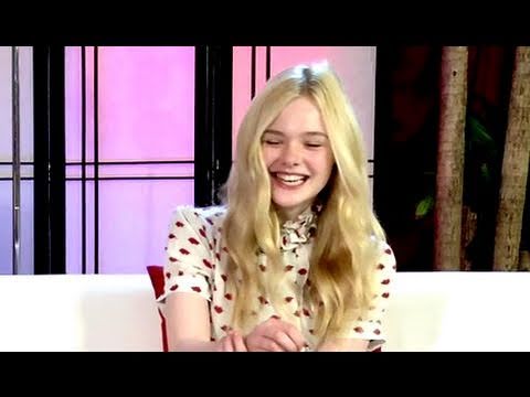 Elle Fanning & Super 8 Boys truffle shuffle!!! - UC93DEJOBeet3XXZlJy2uJuA