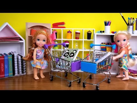 Back to School shopping ! Elsa and Anna toddlers buy supplies from store - Barbie is seller - UCQ00zWTLrgRQJUb8MHQg21A