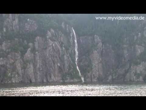 Tadoussac, Quebec, Whale Watching - Canada HD Travel Channel - UCqv3b5EIRz-ZqBzUeEH7BKQ