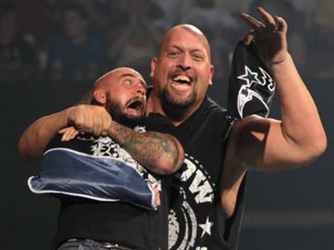 SmackDown: Big Show rips off CM Punk's mask - UCJ5v_MCY6GNUBTO8-D3XoAg