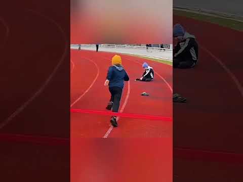 The child did not help his injured friend, but...