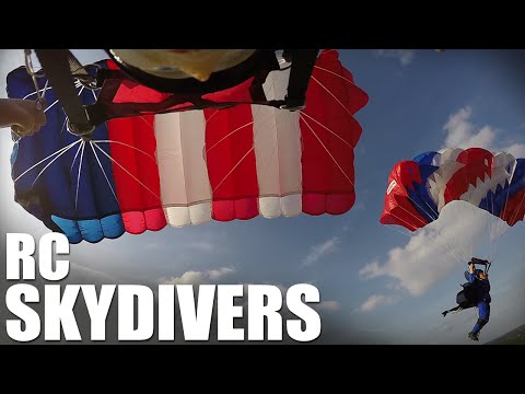 Flite Test | RC Skydivers (Parachute Drop) - UC9zTuyWffK9ckEz1216noAw