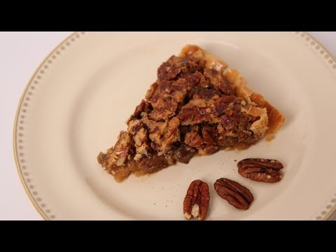 Homemade Pecan Pie Recipe - Laura Vitale - Laura in the Kitchen Episode 488 - UCNbngWUqL2eqRw12yAwcICg