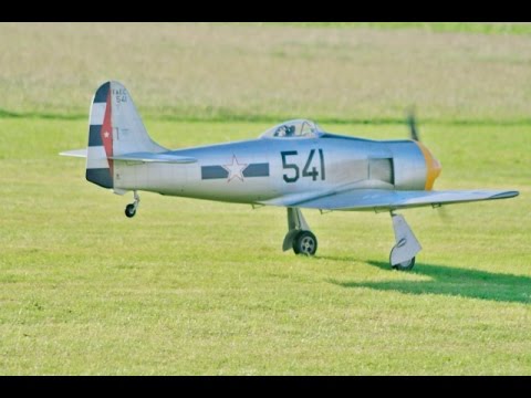 DEAD STICK EMERGENCY LANDING RC HAWKER SEAFURY MOKI 250cc NIGEL ROUGHAM MODEL AIRCRAFT SHOW 2014 - UCMQ5IpqQ9PoRKKJI2HkUxEw