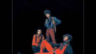 The Delfonics - Trying To Make A Fool Of Me