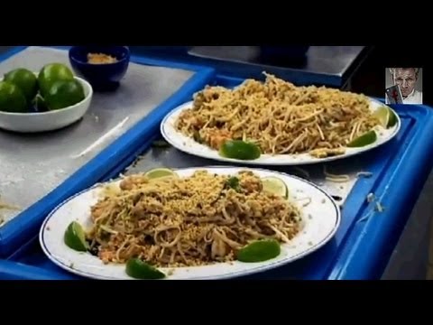 Gordon tries to make Pad Thai - Gordon Ramsay - UCiZ9jB1O8Aof6P2F9aRNJLg