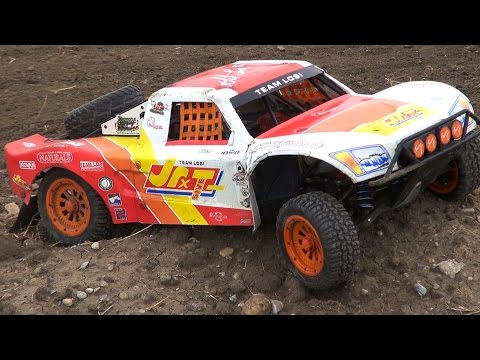 RC ADVENTURES - LOSi 5T 4x4 Trucks do Battle - Radio Control Gas Power - UCxcjVHL-2o3D6Q9esu05a1Q