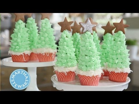 Christmas Cupcakes ⎢Martha Stewart - UC6JBm9OAkpI6NUBV_NsLxTA