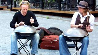 Stockholm - Gamla Stan - 08/08/2011 - Street musicians - Markus Yoghurtit and Danny Cudd