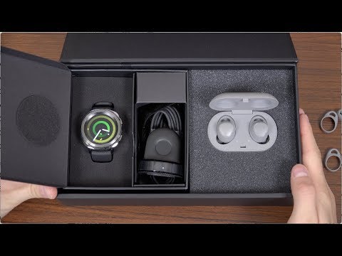 New Samsung Gear Sport and IconX (2018) Unboxing! - UCbR6jJpva9VIIAHTse4C3hw