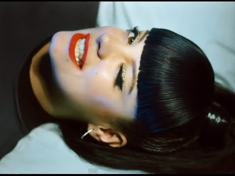 Lily Allen - Hard Out Here ∙ Makeup Tutorial - UCzTKskwIc_-a0cGvCXA848Q