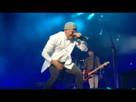Talking To Myself [LIVE] - Linkin Park (Fan Footage) - UCZU9T1ceaOgwfLRq7OKFU4Q