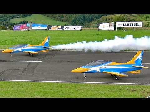 GIGANTIC RC FLIGHT SHOW TWO "EA HAVOC" 32KG XXL RC TURBINE MODEL JET´S FLIGHT TO MUSIC - UCH6AYUbtonG7OTskda1_slQ