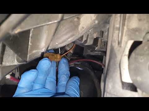 Fanale anteriore sinistro manuale Ford Transit 2006-2013