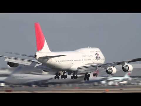 747-400 go-around just a few feet above the runway!!! - UCr8T9rFNMB3tLAW2TSFZc2A