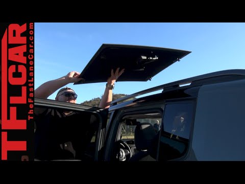 2015 Jeep Renegade: My Sky Removable Sunroof Tech Demo - UC6S0jAvcapqJ48ZzLfva12g
