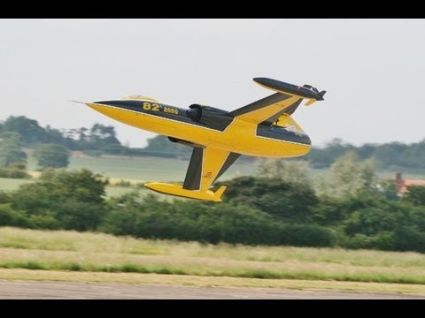 LARGE SCALE RC LOCKHEED F104 STARFIGHTER AT WINGS & WHEELS RC MODEL AIRCRAFT SHOW - 2013 - UCMQ5IpqQ9PoRKKJI2HkUxEw