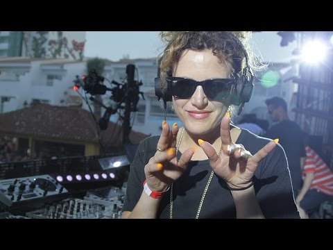 Annie Mac from Radio 1 in Ibiza HD - UC-FQUIVQ-bZiefzBiQAa8Fw