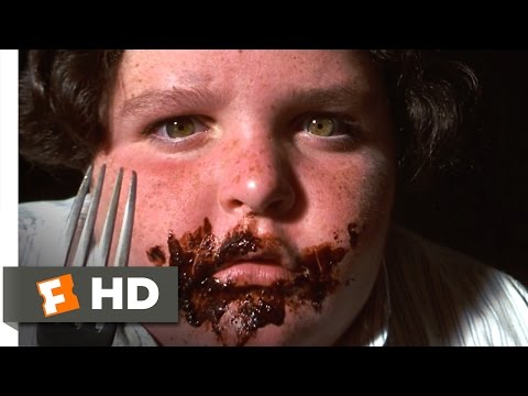 Matilda (1996) - Bruce vs. Chocolate Cake Scene (4/10) | Movieclips - UC3gNmTGu-TTbFPpfSs5kNkg