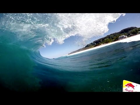 GoPro: Jamie O'Brien Rocks a GoPro in Competition - Pipe Trials - UCqhnX4jA0A5paNd1v-zEysw