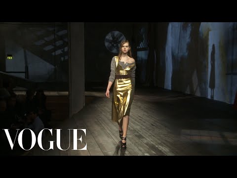 Prada Ready to Wear Fall 2013 Vogue Fashion Week Runway Show - UCRXiA3h1no_PFkb1JCP0yMA