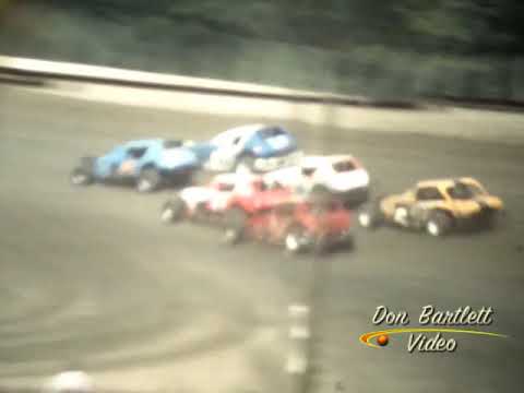 Lebanon Valley Speedway, Sept. 1981 - dirt track racing video image