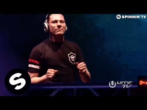 Tiësto & DallasK - Show Me [Tiësto Live @ Ultra Music Festival 2015] - UCpDJl2EmP7Oh90Vylx0dZtA