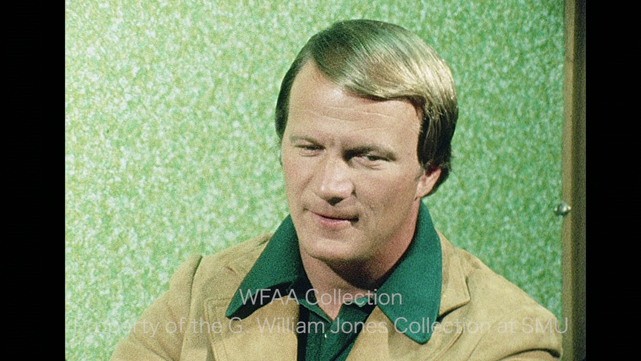 Barry Switzer on the 1974 Texas/OU Game video clip