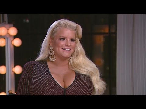 Jessica Simpson Hilariously Talks Owning the Pregnancy 'Waddle' (Exclusive) - UCdtXPiqI2cLorKaPrfpKc4g