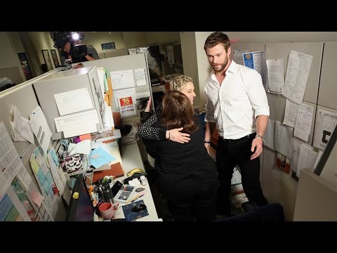 Ellen and Chris Hemsworth's Office Surprise - UCp0hYYBW6IMayGgR-WeoCvQ