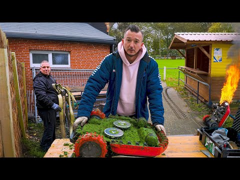 Fortbildung auf dem Sportplatz! 😂 Skerat kämpft mit dem Mähroboter