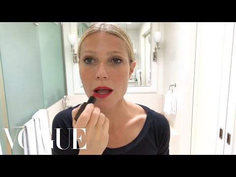 Gwyneth Paltrow’s Guide to Glowing Skin | Beauty Secrets | Vogue - UCRXiA3h1no_PFkb1JCP0yMA