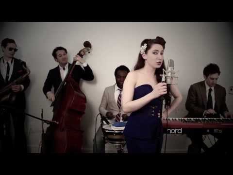 Beauty And A Beat  (Vintage 1940's Swing Justin Bieber / Nicki Minaj Cover) - UCORIeT1hk6tYBuntEXsguLg