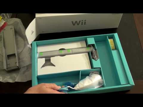 Unboxing the Nintendo Wii - UCR0AnNR7sViH3TWMJl5jyxw