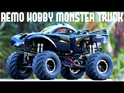 REMO HOBBY Monster Jam BATMAN Brushless 1/10 RC - Unboxing & First Look - UC1JRbSw-V1TgKF6JPovFfpA