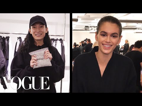 Inside Alexander Wang's Fall 2018 Show | Vogue - UCRXiA3h1no_PFkb1JCP0yMA